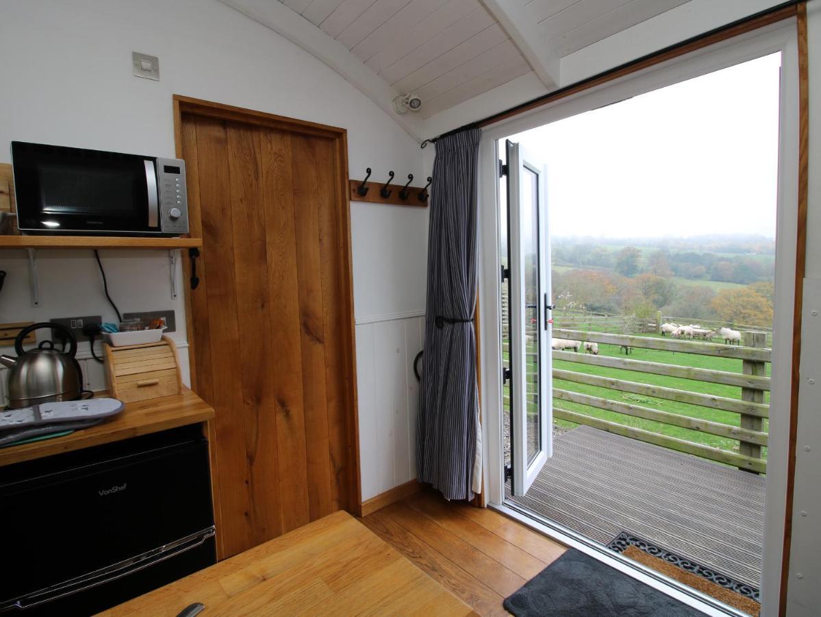 Shepherds Cabin At Titterstone Farden Extérieur photo
