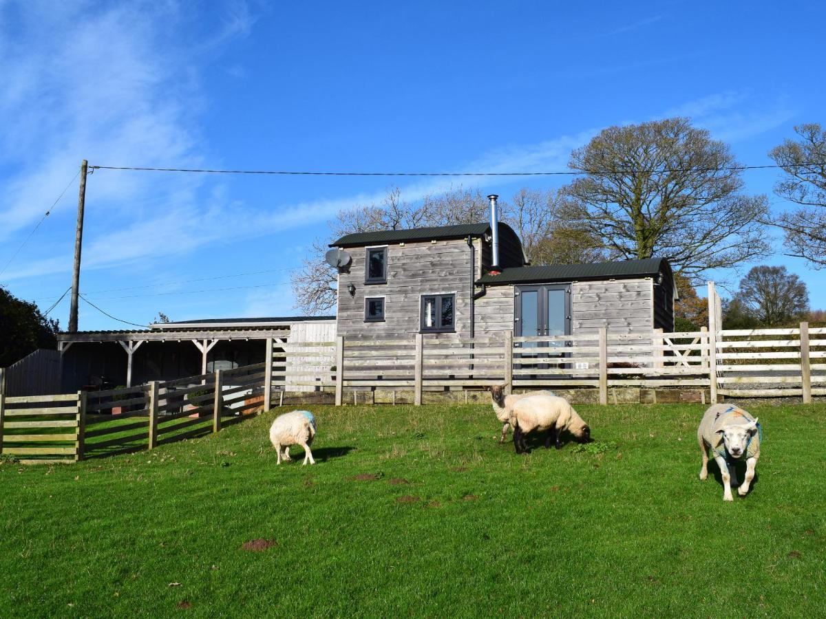 Shepherds Cabin At Titterstone Farden Extérieur photo